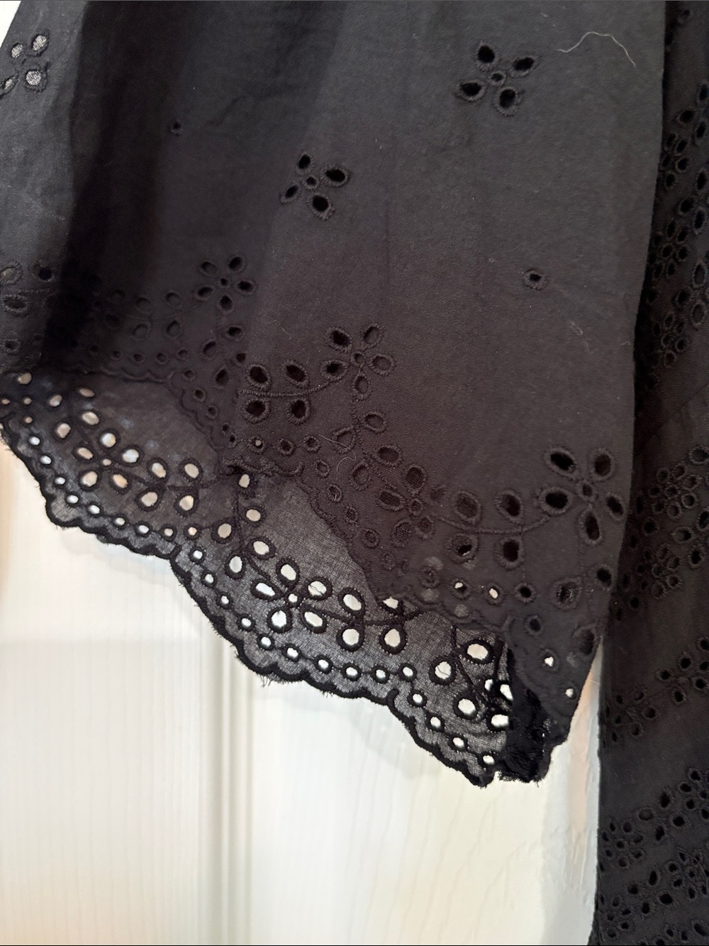 Madewell Eyelet Flutter Sleeve Mini Dress Jet Black Pockets - 4 NWT 100% Cotton - Picture 4 of 10